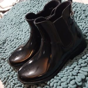 MK rain boots size 7, worn once.